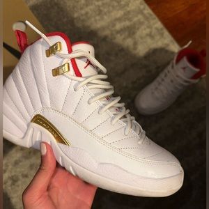 Air Jordan 12 Fiba Sneakers Size 6 Men